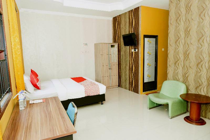 Super Oyo 338 Guest House Omah Manahan Syariah Surakarta  Ngoại thất bức ảnh