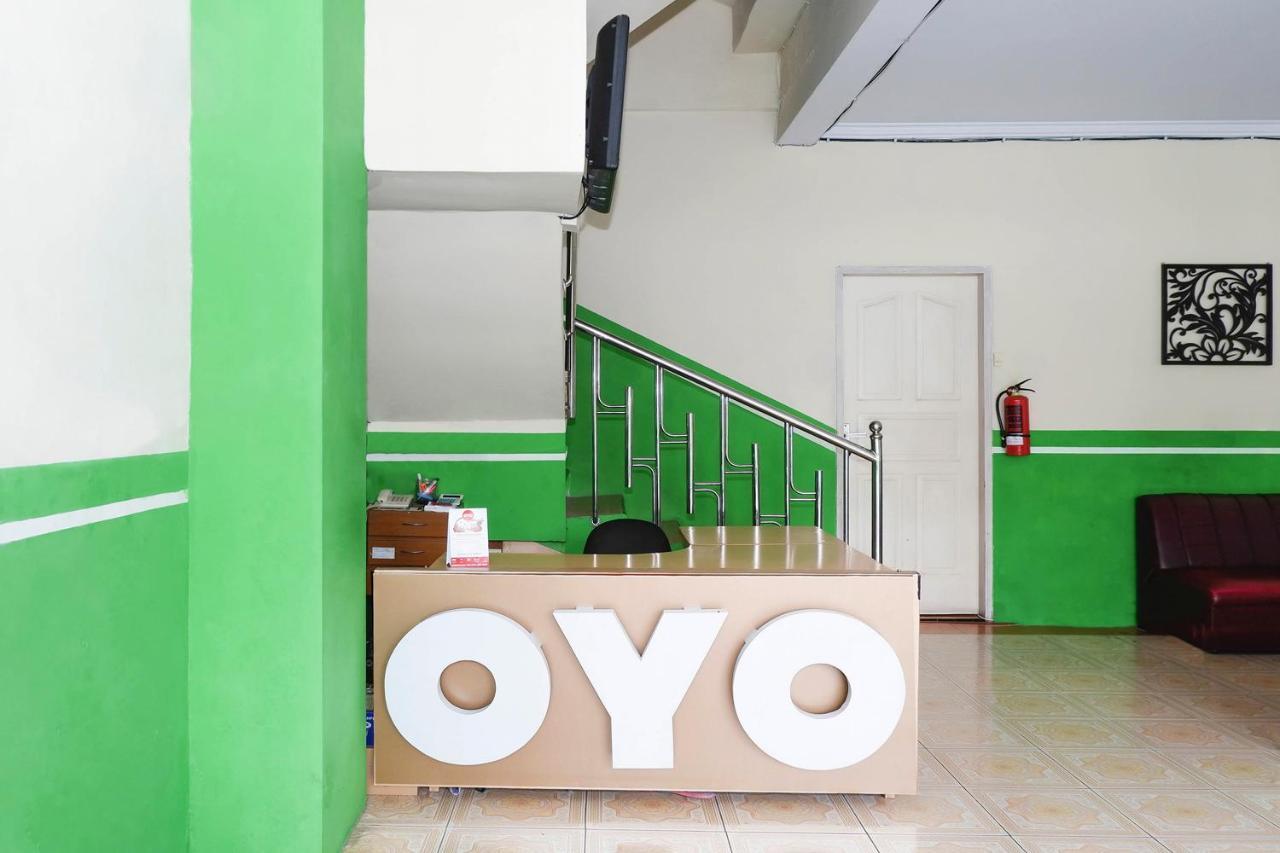 Super Oyo 338 Guest House Omah Manahan Syariah Surakarta  Ngoại thất bức ảnh